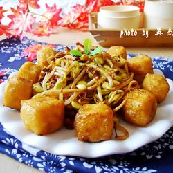 豆芽炒豆泡的做法[图]