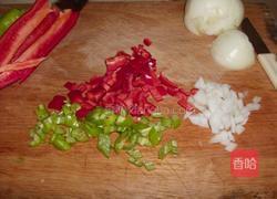 酸辣牛肉酱的做法图解2