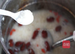 红枣麦片枸杞粥的做法图解8