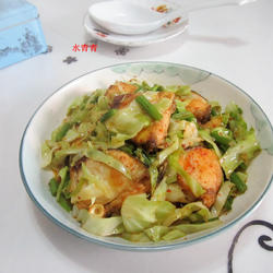 圆白菜煮鱼的做法[图]