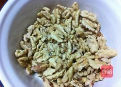 琥珀核桃仁的做法图解4