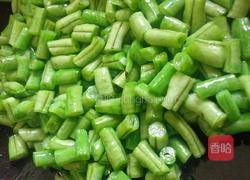 橄榄菜四季豆的做法图解3