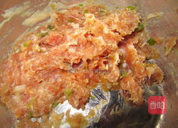 菠菜肉丸汤的做法图解2