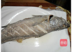 酱香鳘鱼的做法图解3