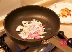 腊味烩饭的做法图解2