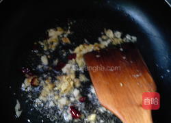 干煸鸡翅的做法图解4