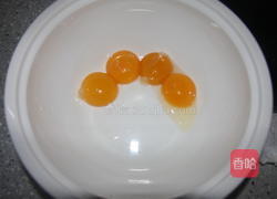 蓝莓酱蛋糕卷的做法图解2