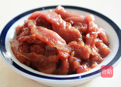 芹菜香干炒肉片的做法图解2