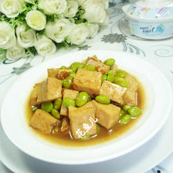 毛豆烧豆腐的做法[图]