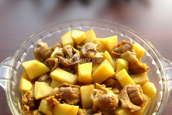 土豆炖鸡胗