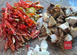 爆炒腊鸡的做法图解2