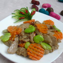 鲜蚕豆炒肉的做法[图]