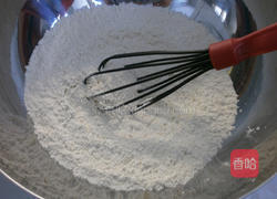 培根橄榄芝士面包的做法图解3