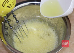 彩绘爱心蛋糕卷的做法图解6