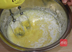 彩绘爱心蛋糕卷的做法图解8