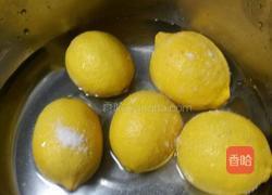 蜂蜜柠檬冻茶的做法图解1