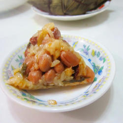 猪肉糯米花生粽子的做法[图]