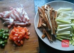 蒜黄炒香干的做法图解3