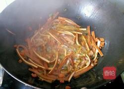 蒜黄炒香干的做法图解7