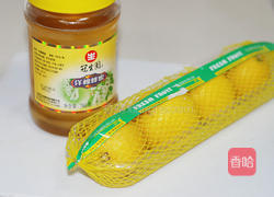 蜂蜜柠檬茶的做法图解1
