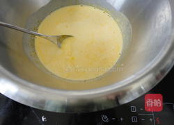 蜜瓜蔓越莓冰琪淋的做法图解6