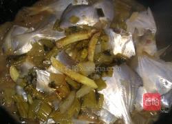 雪菜烧小鲳鱼的做法图解8