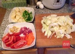 土豆炖橄榄的做法图解2