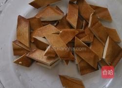 杏鲍菇炒香干的做法图解2