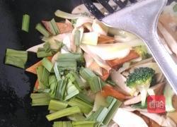 杏鲍菇炒香干的做法图解5