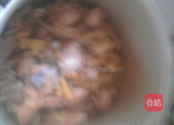 冬菇猪脚汤的做法图解7