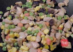 鸡丁冬菇盖浇饭的做法图解8