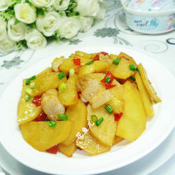 剁椒五花肉炒土豆的做法[图]