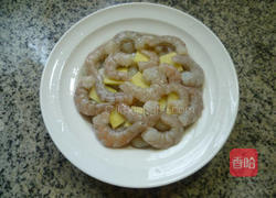 虾仁蒸目鱼蛋的做法图解5