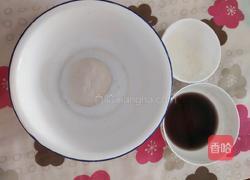 头菜木耳面筋包子的做法图解1