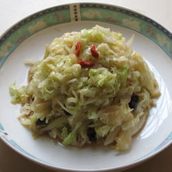 蒜蓉包菜丝的做法[图]