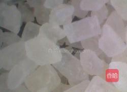 花生银耳枸杞汤的做法图解3