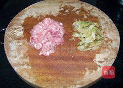 榨菜肉丝的做法图解2