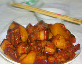 红烧肉炖土豆[图]