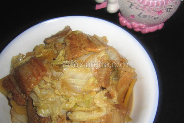 五花肉炖白菜土豆
