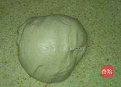 玉米面酸菜小包子的做法图解4