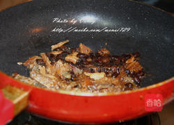 豆豉鲮鱼油麦菜的做法图解5