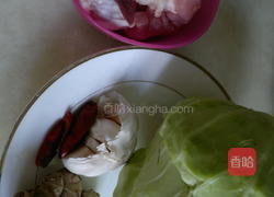 干锅包菜的做法图解1