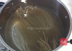 自制酸辣粉的做法图解2