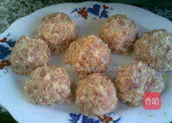 红烧狮子头的做法图解1