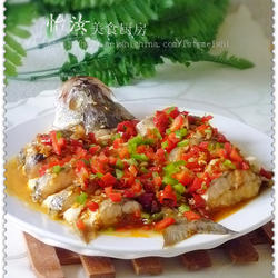 剁椒鲈鱼豆腐的做法[图]