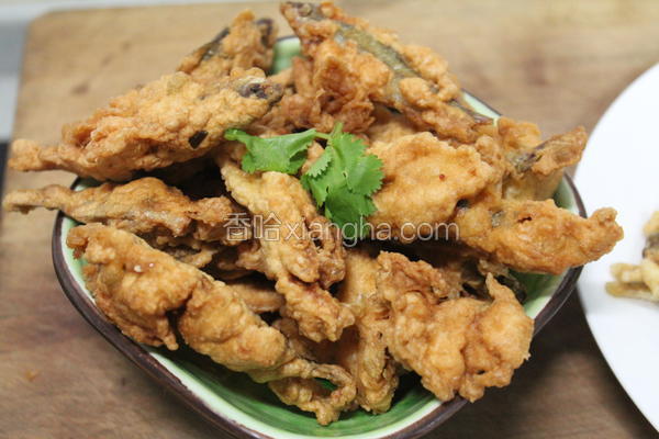 酥炸小游鱼
