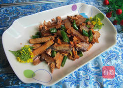 小炒香干腊肉的做法图解8