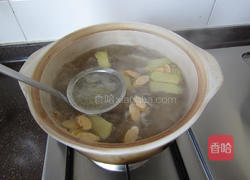 黄芪大枣煲凤爪的做法图解7