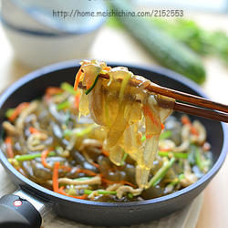 肉丝炒拉皮的做法[图]
