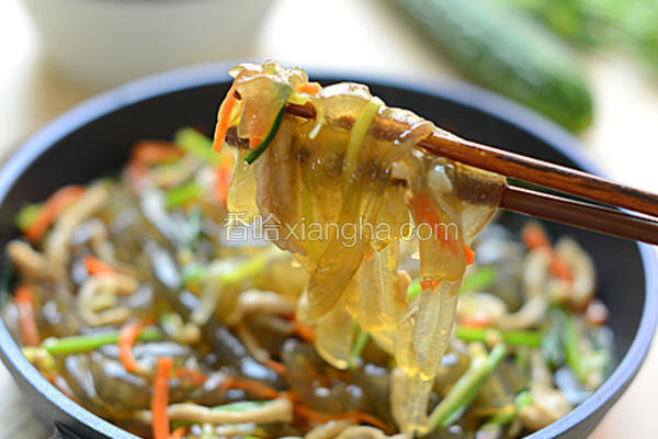肉丝炒拉皮